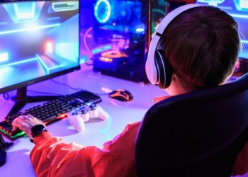 What Size Gaming Monitor Should You Buy?